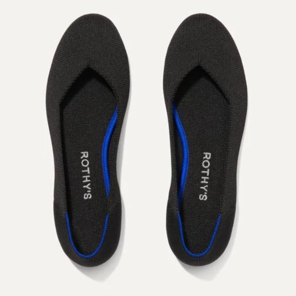 Black Rothy’s Flats Size 8.5
